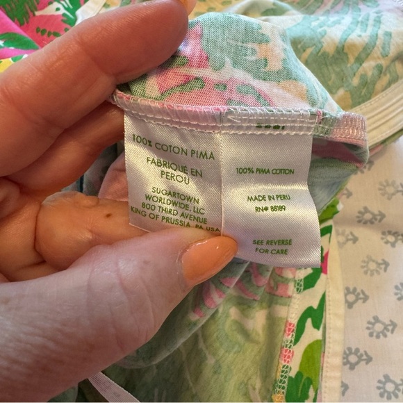 Lilly Pulitzer Lucy Shorely Floral Strapless XS Romper - Picture 9 of 9